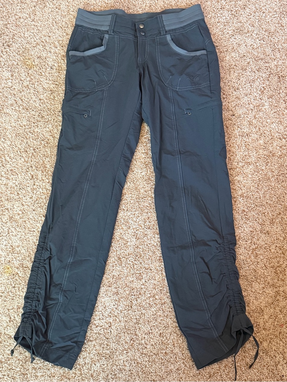 Kuhl Womens Gray Horizon Hiking Cargo Pants Size 4 Reg Cinched Ankle Utility